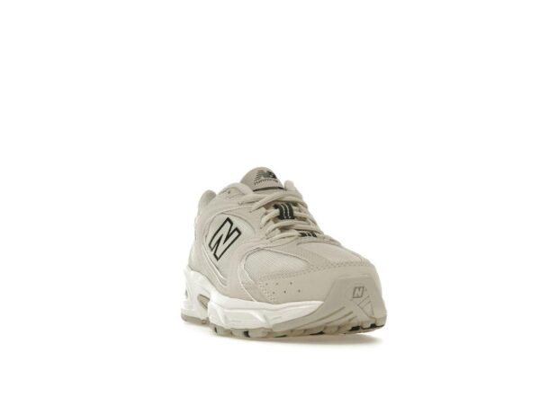 Zapatillas New Balance 530 Ivory MR530SH – Blanco/Negro - Imagen 2