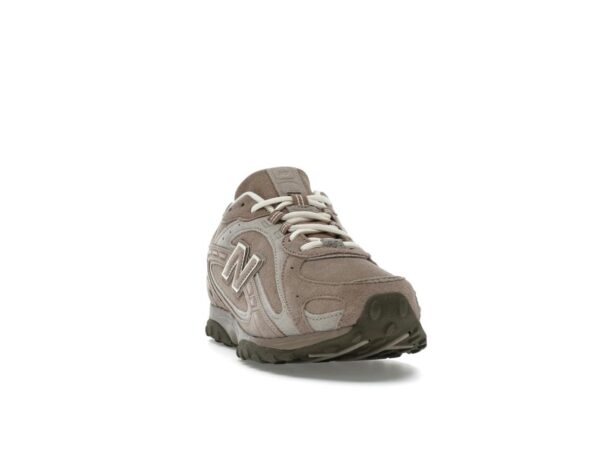 Zapatillas New Balance 204L Mushroom Arid Stone – U204LMMA - Imagen 2