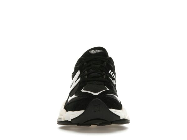 Zapatillas New Balance 9060 negras y blancas – U9060AAA - Imagen 3