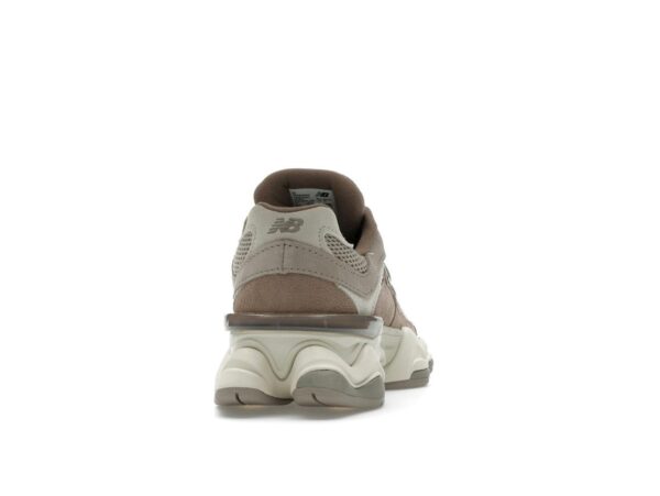 Zapatillas New Balance 9060 U9060ERC Arid Stone Mushroom - Imagen 5