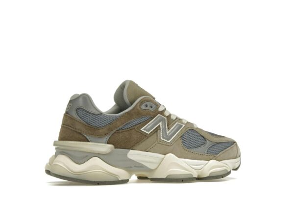 Zapatillas New Balance 9060 Mushroom Aluminum – U9060MUS - Imagen 6