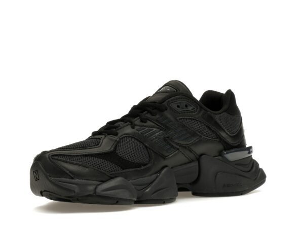 Zapatillas New Balance 9060 Triple Black Leather U9060NRI - Imagen 4