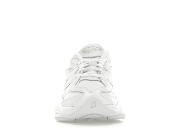 Zapatillas New Balance 9060 Triple White – U9060NRJ – Lifestyle - Imagen 3