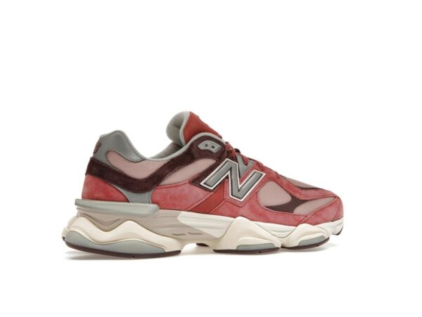 Zapatillas New Balance 9060 U9060TRU Cherry Blossom en rojo mineral/trufa/nube de lluvia - Imagen 6