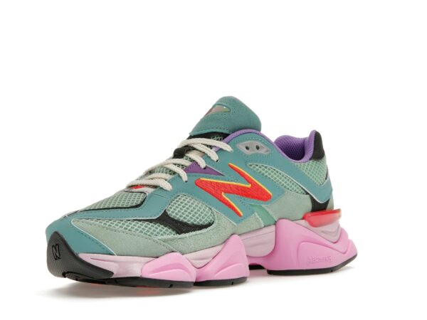 Zapatillas New Balance 9060 Warped Multicolor U9060WRB Lifestyle - Imagen 4