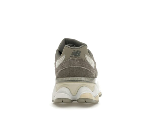 Zapatillas New Balance 9060 Gris Blanco U9060YGA - Imagen 6