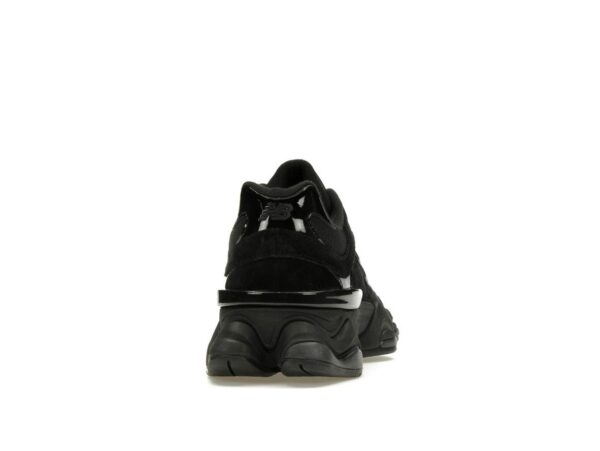 Zapatillas New Balance 9060 Triple Black Patent U9060ZBO - Imagen 5