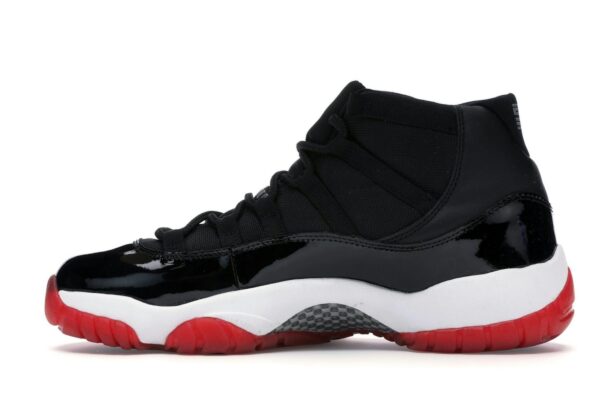 136046-061_20.jpg Jordan 11 Retro Playoffs (2001) – 136046-061 – Negro/Rojo-Blanco – Hombre