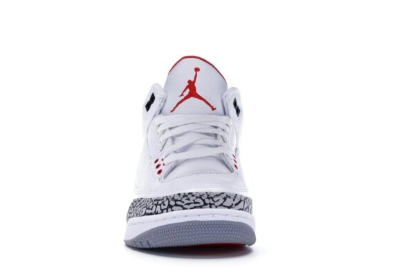 136064-105_10 Air Jordan 3 Retro Cemento Blanco (2011) – 136064-105
