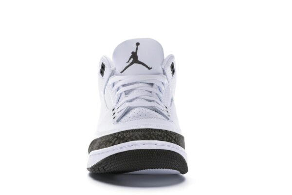 Jordan 3 Retro Moca (2018) – 136064-122