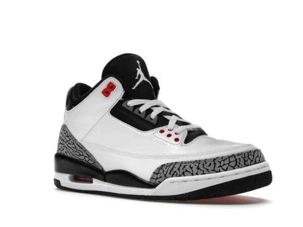 Air Jordan 3 Retro Infrared 23 (136064-123): zapatillas de estilo de vida para hombre