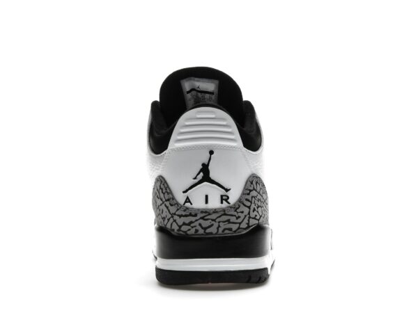 Air Jordan 3 Retro Infrared 23 (136064-123): zapatillas de estilo de vida para hombre