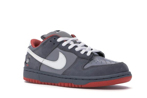 304292-011_05 Nike SB Dunk Low Staple NYC Pigeon – 304292-011