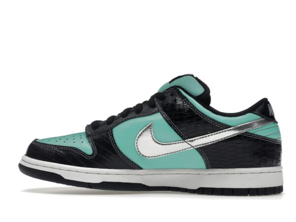 Nike SB Dunk Low Diamond Supply Co. – 304292-402