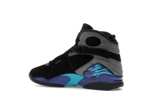 Jordan 8 Retro Aqua (2025) – Negro/Rojo auténtico/Gris hierro/Concord brillante/Aquatone