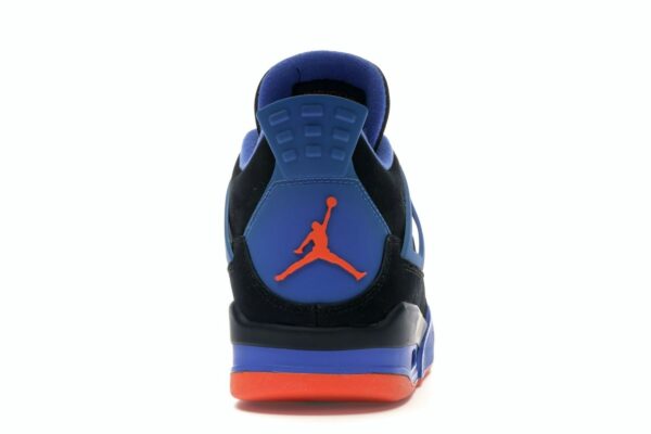 Air Jordan 4 Retro Cavs (308497-027) – Negro/Naranja Seguridad/Royal Juego