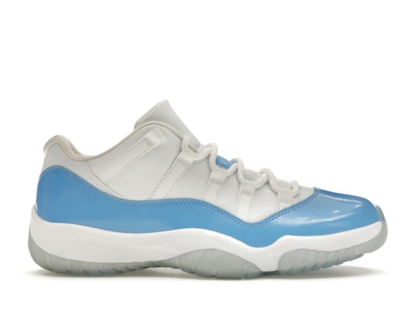 Air Jordan 11 Retro Low Azul Universitario (2017) – 528895-106