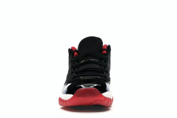 Air Jordan 11 Retro Low Bred (GS) – 528896-012 – Zapatillas de primaria negras/rojas