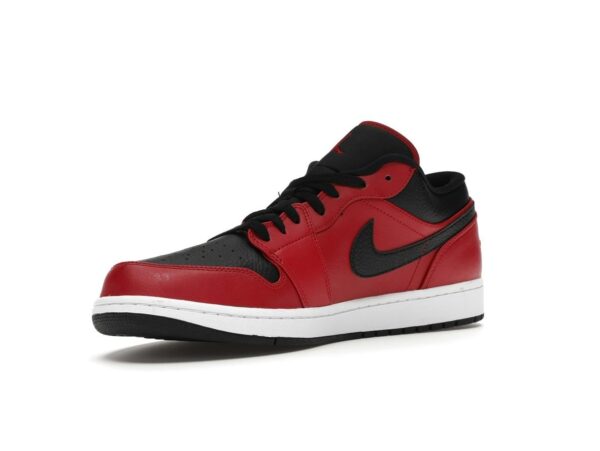 Air Jordan 1 Low Reverse Bred Pebbled Swoosh (553558-605)