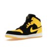 554724-035_15 S1 Air Jordan 1 Retro Mid New Love (2017) Negro Varsity Blanco Maíz 554724-035