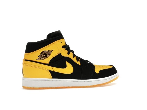 554724-035_35 S1 Air Jordan 1 Retro Mid New Love (2017) Negro Varsity Blanco Maíz 554724-035