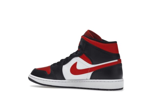 Air Jordan 1 Mid Blanco Negro Rojo 2022 (554724-079)