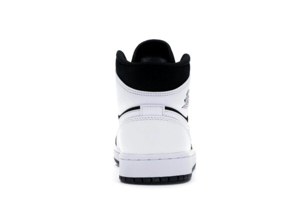 Air Jordan 1 Mid Blanco Negro (554724-113)