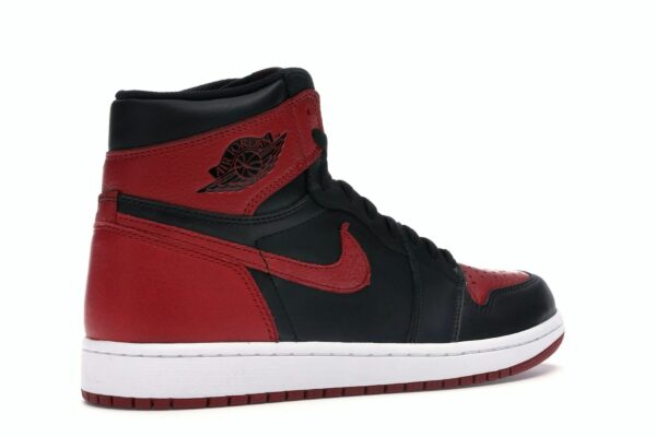 Air Jordan 1 Retro High Bred Prohibido (2016) – 555088-001