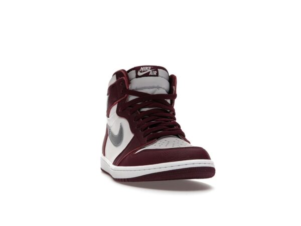 Air Jordan 1 Retro High OG Burdeos 555088-611