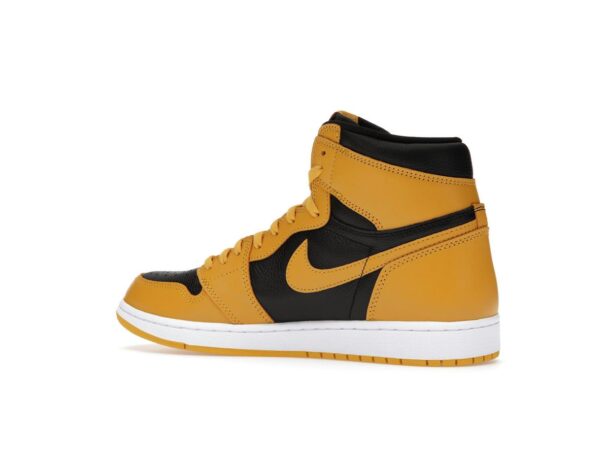 Zapatillas Air Jordan 1 Retro High Pollen 555088-701 negras y amarillas