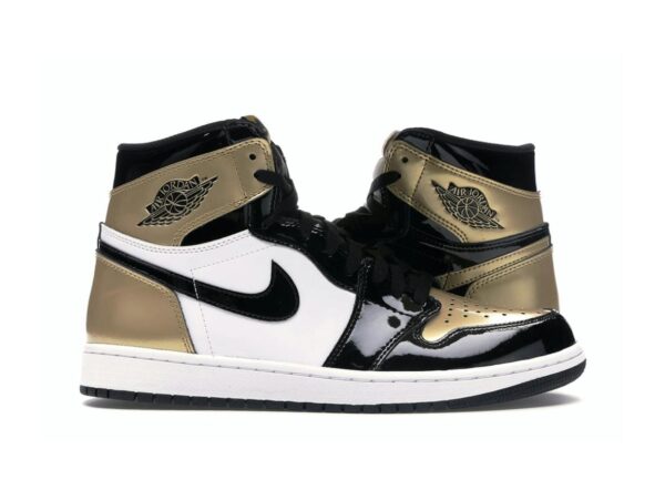 Zapatillas Air Jordan 1 Retro High Gold Top 3 (861428-001) en negro y dorado metalizado
