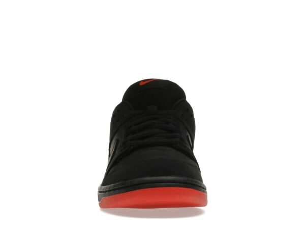 Nike SB Dunk Low Negro Paloma (883232-008)