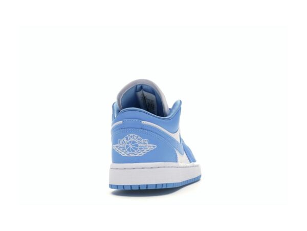 Jordan 1 Low UNC AO9944-441 para mujer, color azul universitario y blanco