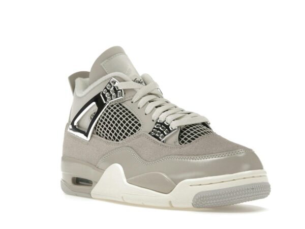 Jordan 4 Retro Frozen Moments para mujer – Mineral de hierro claro/Vela – AQ9129-001
