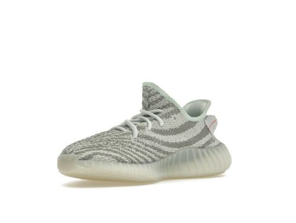 Zapatillas Adidas Yeezy Boost 350 V2 con tinte azul B37571