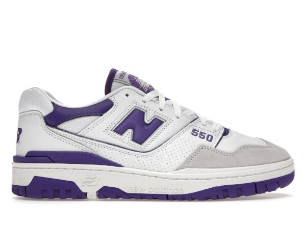 Photo by Sixfootoak Studio Zapatillas New Balance 550 blancas y moradas – BB550WR1
