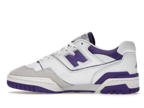 Photo by Sixfootoak Studio Zapatillas New Balance 550 blancas y moradas – BB550WR1