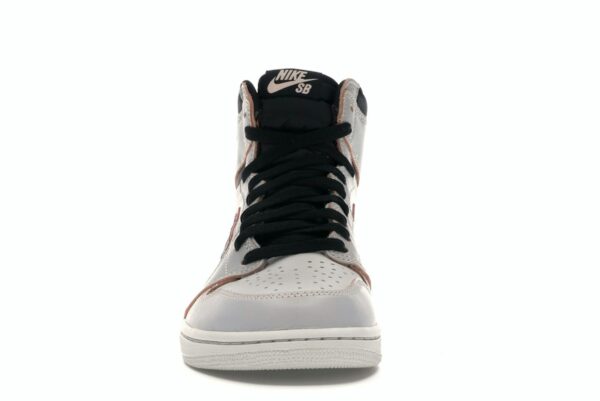 Jordan 1 Retro High OG Defiant SB de Nueva York a París – CD6578-006