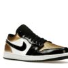 CQ9447-700_05.jpg Air Jordan 1 Low con puntera dorada CQ9447-700