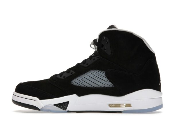 Air Jordan 5 Retro Moonlight (2021) – CT4838-011
