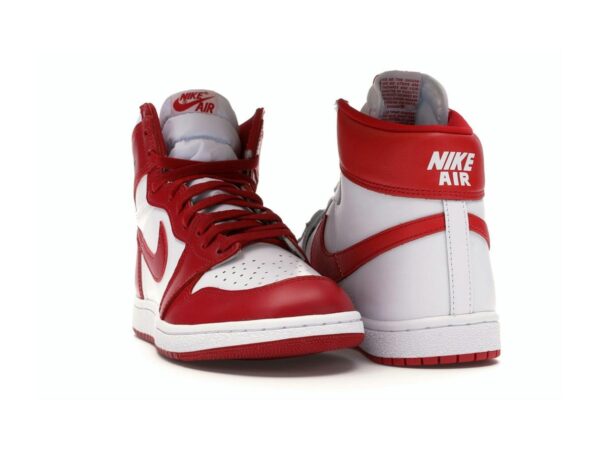 Paquete Jordan New Beginnings: Air Jordan 1 Retro High y Nike Air Ship CT6252-900