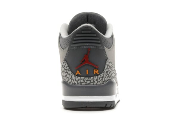 Air Jordan 3 Retro Gris Frío (2021) – CT8532-012