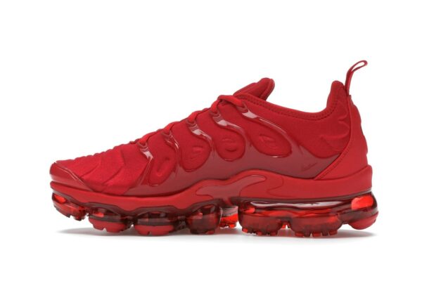Nike Air VaporMax Plus Triple Rojo CW6973-600
