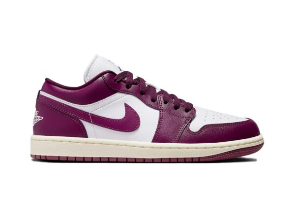 Jordan 1 Low Bordeaux para mujer DC0774-161