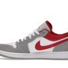 Jordan 1 Low SE Gris Ahumado Claro Rojo Gimnasio – DC6991-016