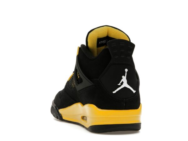 Air Jordan 4 Retro Thunder (2023) – Negro/Amarillo Tour – DH6927-017
