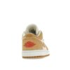 Zapatillas Air Jordan 1 Low SE Twine de pana naranja cuarzo para mujer DH7820-700