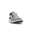 Zapatillas Air Jordan 1 Low SE True Blue DM1199-140 de ante blanco, gris y negro