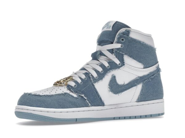 Zapatillas Air Jordan 1 Retro High OG Denim para mujer – Blanco/Azul Desgastado/Dorado Metalizado – DM9036-104