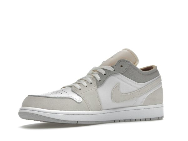 Jordan 1 Low Inside Out White Phantom – DN1635-100 – Blanco/Gris Neutro